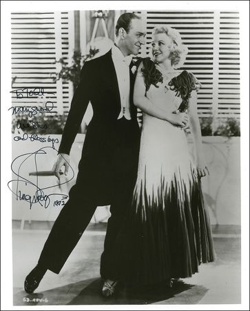 Lot #973 Fred Astaire and Ginger Rogers Signed Photographs - Image 1