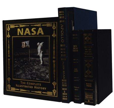 Lot #565 Moonwalkers Books - Image 5