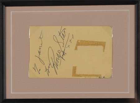 Lot #839 Beatles: The Fab Four gathered within an immense display - Image 4