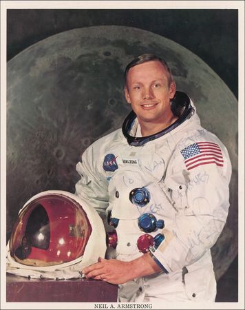 Lot #507 Neil Armstrong Signed Photograph - Image 1