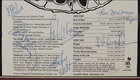 Lot #851 Grateful Dead: American Beauty signed by all six members including the rarely found Pigpen! - Image 2