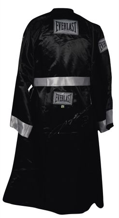 Lot #1283 Sugar Ray Leonard Robe and Trunks - Image 2