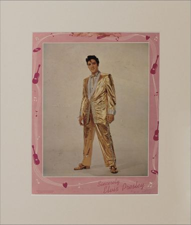 Lot #906 Elvis Presley: Elvis signs for a die-hard fan - Image 1