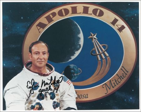 Lot #512 Edgar Mitchell Signed Photographs - Image 2