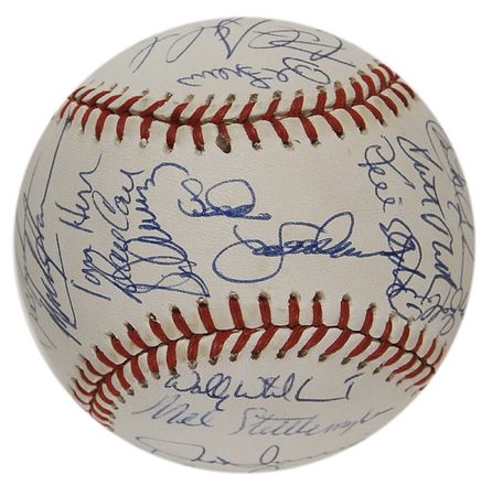 Lot #1213 NY Mets - Image 2