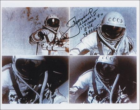 Lot #499 Alexey Leonov Signed Photographs - Image 2