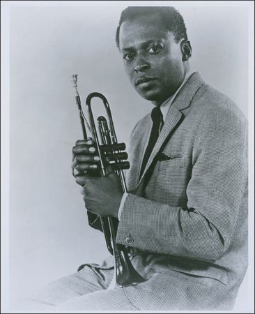 Lot #739 Miles Davis Signature - Image 2