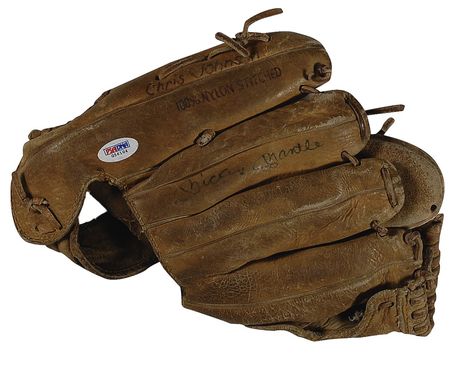 Lot #1216 Mickey Mantle Baseball Glove - Image 1