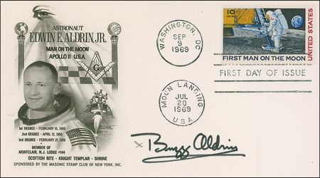 Lot #435 Buzz Aldrin Covers - Image 3