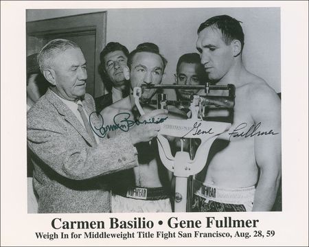 Lot #1172 Carmen Basilio and Gene Fullmer Signed Photographs - Image 2