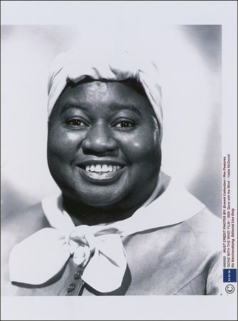 Lot #970 Gone With the Wind: Hattie McDaniel: Academy Award winning Mammy accepts a fan’s gracious compliments: “If I have brought you a moment’s enjoyment with my screen work, I am amply repaid by your recognition of my work” - Image 2