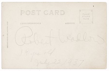 Lot #318 Robert Wadlow Signed Photograph - Image 1