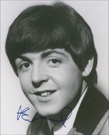 Lot #732 Beatles: Paul McCartney Photograph and 45 Sleeve - Image 2