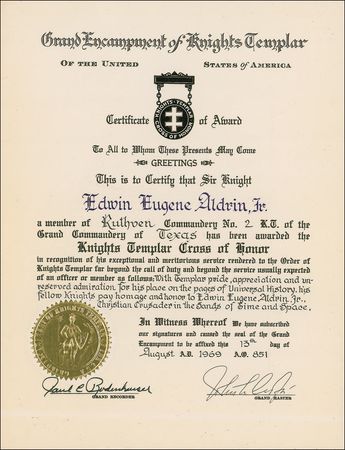 Lot #466 Buzz Aldrin Knightâ€™S Templar Award - Image 2
