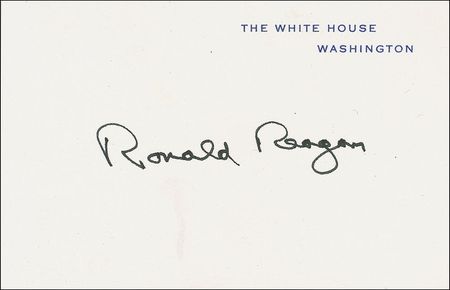 Lot #176 Ronald and Nancy Reagan: Pristine Reagan White House cards - Image 1