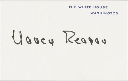 Lot #176 Ronald and Nancy Reagan: Pristine Reagan White House cards - Image 2