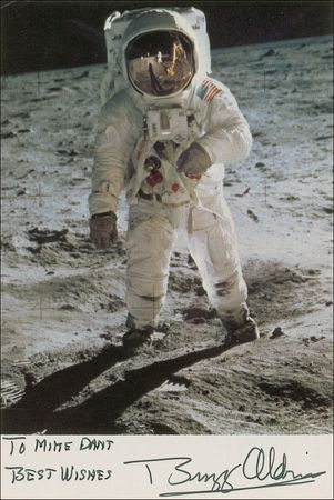 Lot #467 Buzz Aldrin Signed Photographs - Image 2