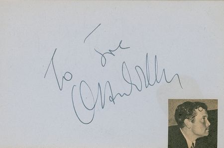 Lot #936 Autograph Albums: Fantastic collection of 900 vintage signatures including Marilyn, Bogart, Garland, Brando, Sinatra, Hepburn and hundreds of others - Image 22