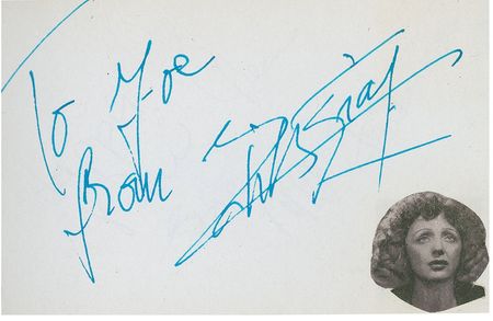 Lot #936 Autograph Albums: Fantastic collection of 900 vintage signatures including Marilyn, Bogart, Garland, Brando, Sinatra, Hepburn and hundreds of others - Image 38