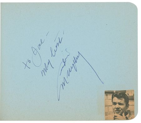 Lot #936 Autograph Albums: Fantastic collection of 900 vintage signatures including Marilyn, Bogart, Garland, Brando, Sinatra, Hepburn and hundreds of others - Image 43