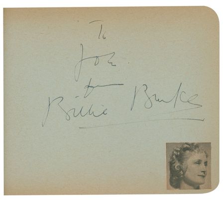 Lot #936 Autograph Albums: Fantastic collection of 900 vintage signatures including Marilyn, Bogart, Garland, Brando, Sinatra, Hepburn and hundreds of others - Image 47