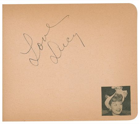 Lot #936 Autograph Albums: Fantastic collection of 900 vintage signatures including Marilyn, Bogart, Garland, Brando, Sinatra, Hepburn and hundreds of others - Image 50