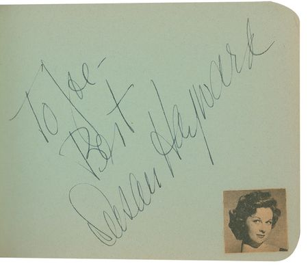 Lot #936 Autograph Albums: Fantastic collection of 900 vintage signatures including Marilyn, Bogart, Garland, Brando, Sinatra, Hepburn and hundreds of others - Image 9