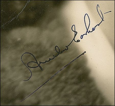 Lot #436 Amelia Earhart: Proper Harris and Ewing portrait of Earhart - Image 2