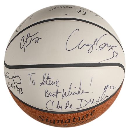 Lot #1102 Basketball Hall of Famers Basketball - Image 1