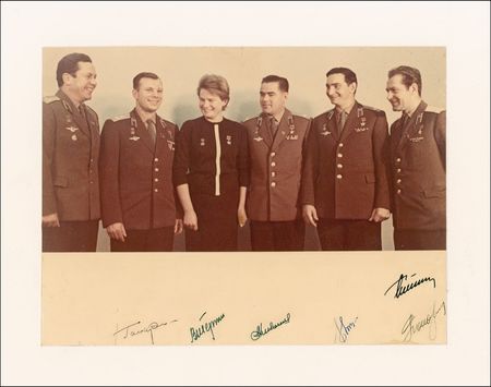 Lot #8 Cosmonauts