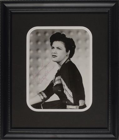 Lot #788 Patsy Cline: Early Patsy Cline glamour portrait - Image 1