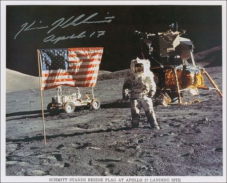 Lot #513 Moonwalkers: Complete set of moonwalker photos - Image 3