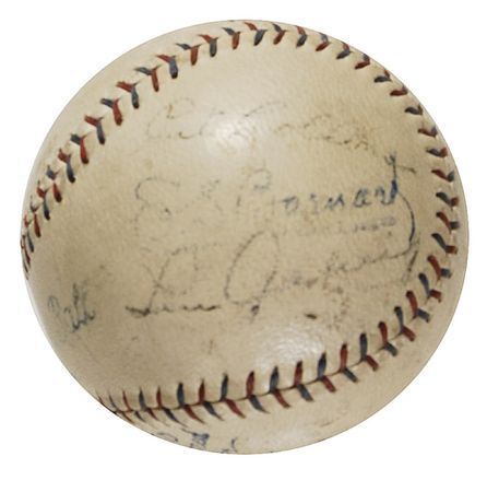 Lot #1267 Lou Gehrig: Hall of Famer Gehrig signed ball - Image 1