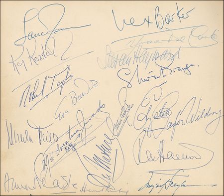 Lot #1045 Hotel Paris Guestbook Guestbook - Image 3