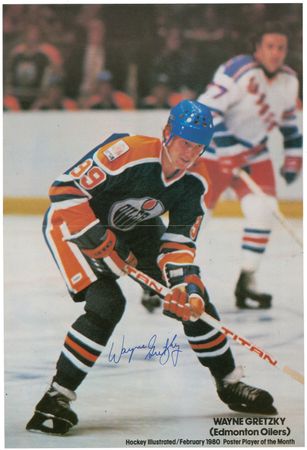 Lot #1273 Wayne Gretzky Group Lot - Image 1