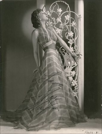 Lot #1090 Mary Martin Signed Photographs - Image 1