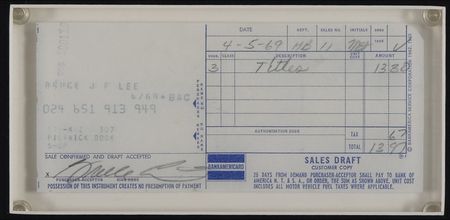 Lot #1079 Bruce and Brandon Lee: Unique pairing of father-and-son martial arts icons Bruce and Brandon Lee, endorsed by Linda Lee - Image 2