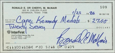 Lot #522 Challenger: The first teacher in space and her tragic Challenger crewmates commemorate their voyage - Image 3