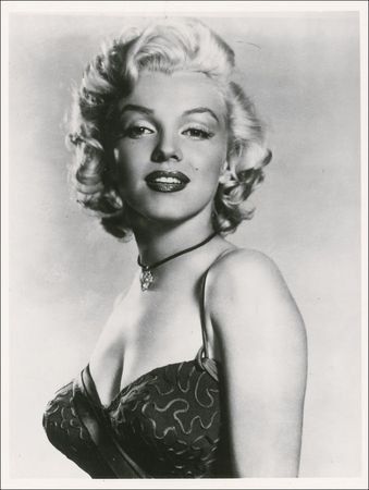 Lot #1078 Marilyn Monroe: Marilyn tends to business around the time of shooting Some Like It Hot - Image 2