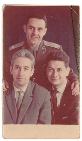 Lot #578 Voskhod 1 Signed Photograph - Image 2