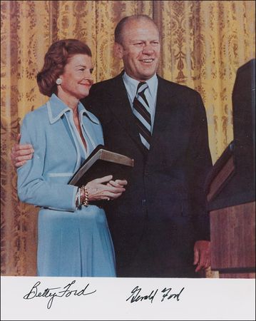 Lot #42 Gerald and Betty Ford Signed Photographs - Image 2