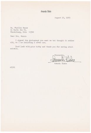 Lot #891 Amanda Blake Photograph and Letter - Image 1
