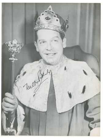 Lot #538  Vintage Television Pictorial History - Image 2