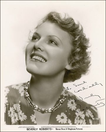 Lot #800 Actresses Signed Photographs - Image 5