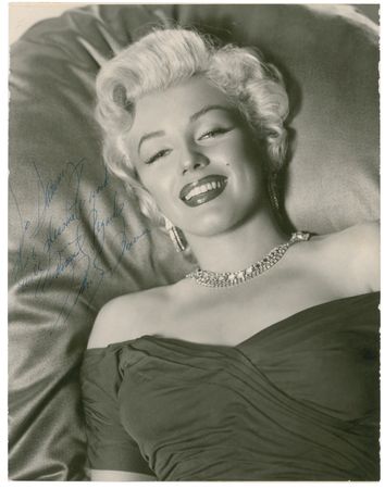 Lot #1067 Marilyn Monroe: Exquisite oversized