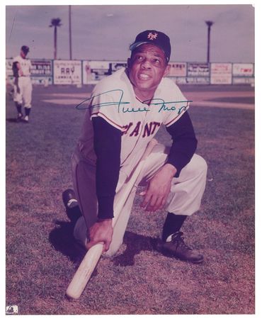 Lot #1208 Hank Aaron and Willie Mays Signed Photographs - Image 2