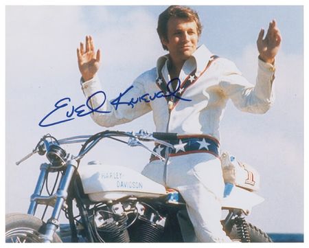Lot #1425 Evel Knievel Signed Photographs - Image 2