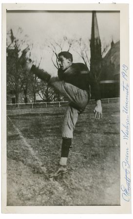 Lot #1298 College Football Hall of Famers Signed Photograph - Image 1