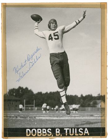 Lot #1298 College Football Hall of Famers Signed Photograph - Image 3