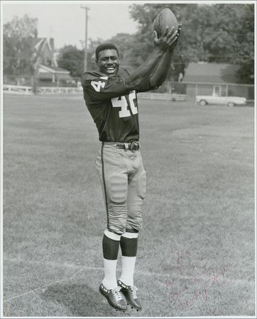 Lot #1356 Football Hall of Famers Signed Photograph - Image 1